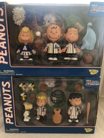 Snoopy Figure PEANUTS Baseball Set Cover