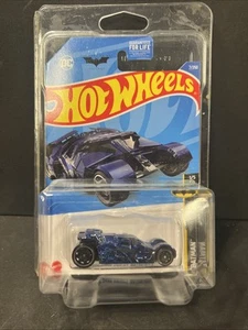 Hot Wheels 2022 Dark Knight Batmobile Treasure Hunt 1/5 7/250 - Picture 1 of 2