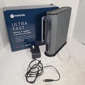 Motorola MG8702 DOCSIS 3.1 Cable Gateway/WiFi Router - Bild 1 von 10