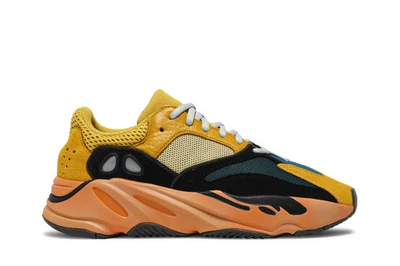 Adidas Yeezy Boost 700 Sun GZ6984 disponível agora - Imagem 1 de 4