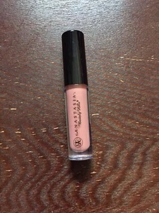 New ANASTASIA BEVERLY HILLS Lip Gloss KRISTEN pink nude brown cool desert sand - Picture 1 of 2