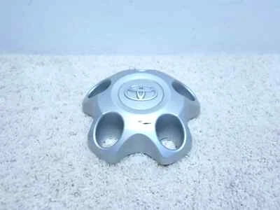 TOYOTA SEQUOIA / TUNDRA OEM 18" STEEL WHEEL SILVER CENTER CAP 42603-0C051 #2W-7 - Image 1 of 2