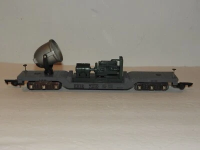 AMERICAN FLYER S scale - 7210 DEPRESSED FLAT CAR w/ SPOTLIGHT GREEN GENERATOR - Image 1 of 4