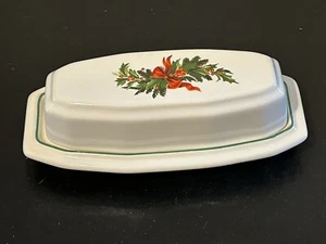 Pfaltzgraff Christmas Heritage Butter Dish - Picture 1 of 5