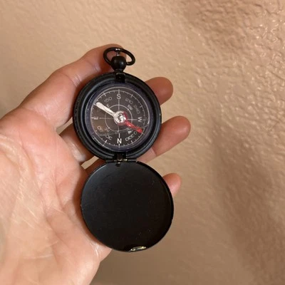 Reloj Bolsillo Brújula Vintage Estilo Metal Negro Colgante Cinturón Hebilla Redonda  Foto 1 de 4