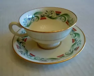 Taza y platillo con patas con patrón Lenox Monterey - Imagen 1 de 12