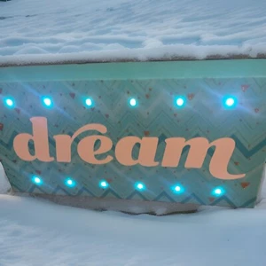 DREAM Light Up Inspirierende Home Tischdeko oder Wandbehang Batteriebetrieben - Bild 1 von 8