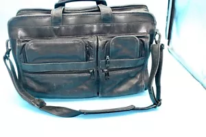Valigetta vintage anni '90 TUMI attacca borsa computer pelle nera con cinturino - Foto 1 di 9