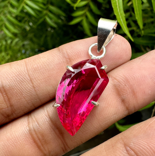 VETEMENTS Ciondolo in argento massiccio 925 con pietra preziosa rubino rosa sfusa naturale 25 CT certificato
