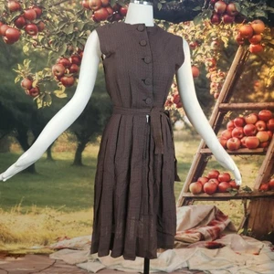 Vintage 1950s Brown Patterned Sleeveles Dress Button Front Gingham Dark Academia - Picture 1 of 8