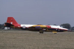 Diapositiva de avión 35 mm Canberra WK128 DTEO RIAT Fairford 1996 - Imagen 1 de 1