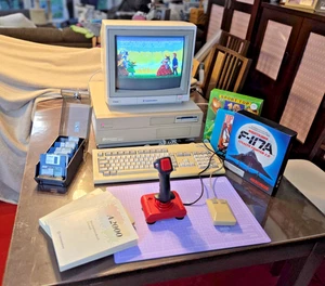 Commodore Amiga 2000 Vintage Retro Computer Set + 1084 Monitor + Maus + Tastatur - Bild 1 von 23