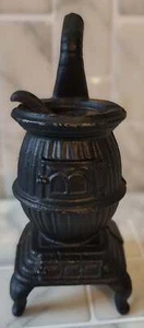 Antica pentola miniatura ghisa nera stufa pancia venditore campione 6" due pezzi - Foto 1 di 4