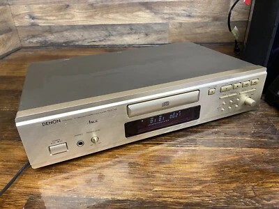 Reproductor de CD Denon color dorado DCD-755 Hecho en Japón BUEN estado SIN CONTROL REMOTO Foto 1 de 4