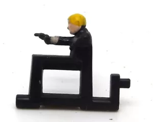 CORGI NO. 497 - SPARE PART - PASSENGER FOR THE MAN FROM UNCLE CAR OLDSMOBILE - Picture 1 of 2