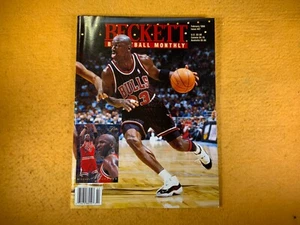 S8-100 BECKETT BASKETBALL MONTHLY MAGAZINE - FEBRUAR 1996 - MICHAEL JORDAN - Bild 1 von 8