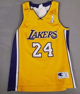 VTG LA Lakers Kobe Bryant Jersey Mens Medium Champion Yellow 24 Champions Finals - Picture 1 of 8