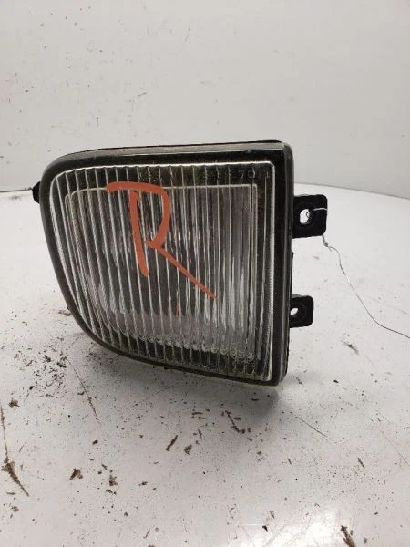 Luz de canto/parque para passageiros com neblina compatível com 99-04 PATHFINDER 1096415 - Imagem 1 de 4