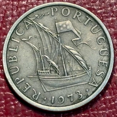 HIGH GRADE XF 1973 PORTUGAL 5 ESCUDOS COIN-AGT102 - Image 1 of 2