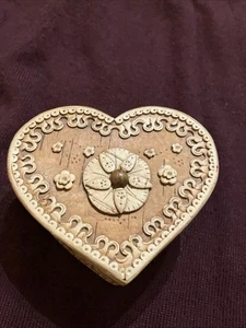 Handgefertigte russische Birkenrinde Herz Schmuck Schmuckschatulle Gitter Blume Design  - Bild 1 von 7