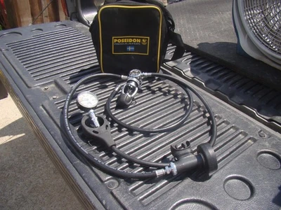 Poseidon & Cyklon Regulators & Oceanic Gauge & Poseidon Bag See Condition Photos - Image 1 of 4
