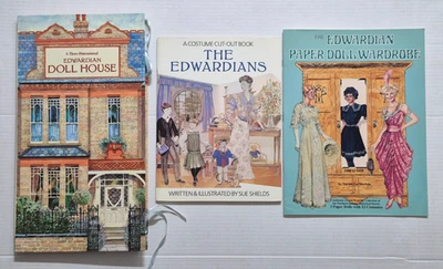 A Three-Dimensional Edwardian Paper Doll House and Two Paper doll books - Image 1 of 4