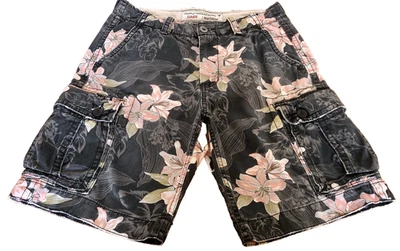 AMERICAN EAGLE Shorts Men's 30 Black Floral Cargo Classic Hawaiian 10" Inseam - Image 1 of 4
