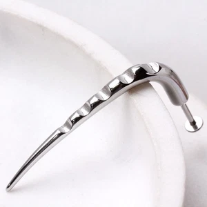 316L Surgical Steel Labret with Grooved Claw * - Picture 1 of 4