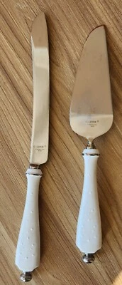 Faca e servidor para bolo Lenox Wedding Promises opala inocência com caixa - Imagem 1 de 4