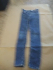 Girl's Jeans Abercrombie and Fitch Brand Size Small 24x24. - Picture 1 of 2