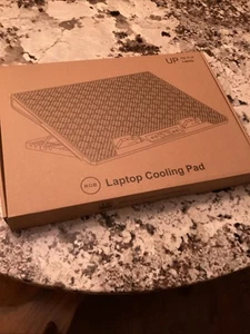Gaming Laptop Cooling Pad. RGB Computer Stand for 15.6-17.3 Inch New In Box! - Bild 1 von 4