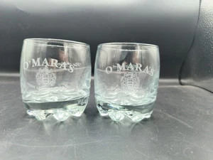 2 Pat O’Mara’s Irish Country Cream Etched Glasses - Picture 1 of 7
