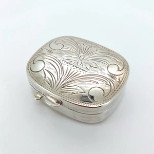 Vintage 925 Sterling Silver Trinket Box Engraved Pill Case Keepsake Sheffield - Picture 1 of 17