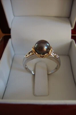 ANILLO ORO BLANCO Y AMARILLO 14K PERLAS NEGRAS DIAMANTES DETALLES 5,2 GRAMOS TALLA 8,25 Foto 1 de 4