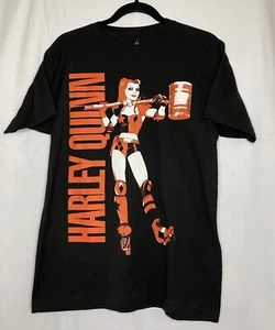 ✨NEW Harley Quinn Graphic T-Shirt | Size Medium - Picture 1 of 4