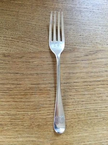 ANTIGUO TENEDOR DE POSTRE DE PLATA SÓLIDA ANTIGUO PATRÓN INGLÉS LONDRES 1839 - Imagen 1 de 4