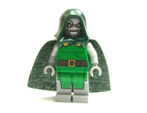 LEGO® DR. DOOM SET 76005 CUSTOM CAPE - Imagen 1 de 1