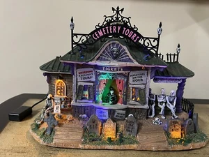 LEMAX SPOOKY TOWN~CEMETERY TOURS~SIGNATURE COLLECTION~LIGHTS & SOUND 25327 2012 - Bild 1 von 11