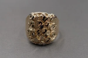 Anillo de banda de pepita cúpula de oro amarillo liso de 20,1 mm corte diamante de 10 K. Talla 11 - Imagen 1 de 10