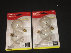 2 Satco S3726 120V Candelabra Base 15-Watt G16.5 Light Bulb, Clear