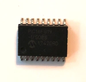 PIC16F819 Microcontroller 2Kb x 14 Flash SOIC-18 Genuine Microchip part x 1 pcs - Picture 1 of 1