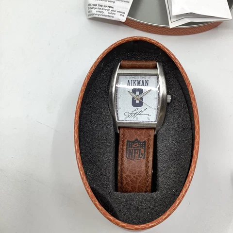 NFL Players Game Time Dallas Cowboys Troy Aikman Watch In Tin - New Cover