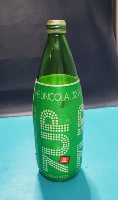 Botella cubierta de espuma de poliestireno de vidrio vintage 7UP 32 OZ fluido, 1 qt Foto 1 de 4