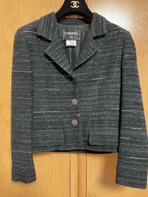 Blazer Chanel Gris Carbón Tweed Botones Metal Talla S Chaqueta Foto 1 de 4