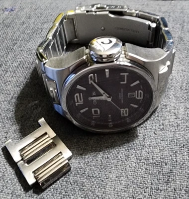 Croton Stainless Date Watch CN307210 - Image 1 of 4