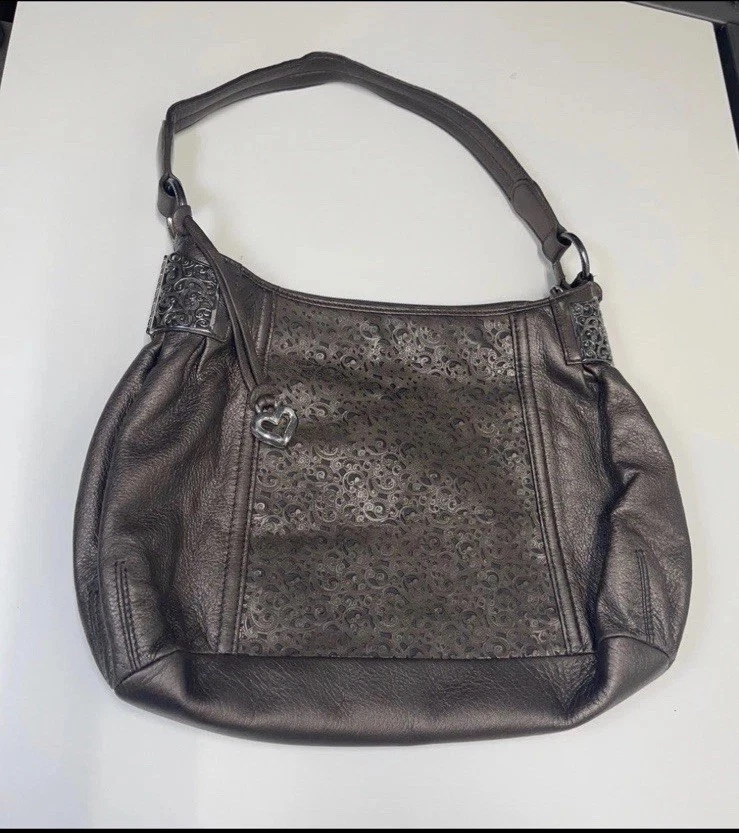 Bolso de hombro vintage auténtico Brighton Parsa de peltre liso. Foto 1 de 4