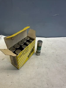 BUSSMANN FUSETRON FNM-15 (BOX OF 9) 15A/125V NEW FREE SHIPPING - Picture 1 of 5