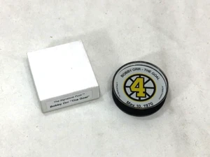 Boston Bruins Bobby Orr #4 The Goal Acrylic Puck 1970 Stanley Cup Finals - Picture 1 of 2