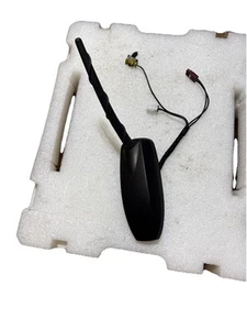 Genuine OEM Parts # 23169267 Radio Antenna Base Assembly Traverse/Acadia 2016-17 - Picture 1 of 12