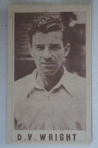 1940's Cricket Collectable Vintage G.J.Coles Cricket Card - D.V. Wright - Picture 1 of 6